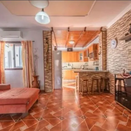 Apto En Alcala, Pet-friendly Apartment