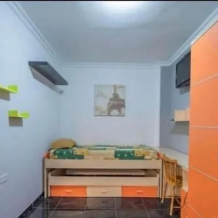 Apto En Alcala, Pet-friendly Apartment